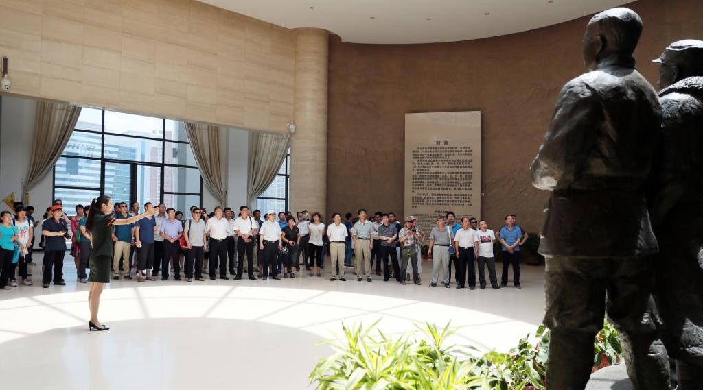 瞻仰中共中央西北局纪念馆