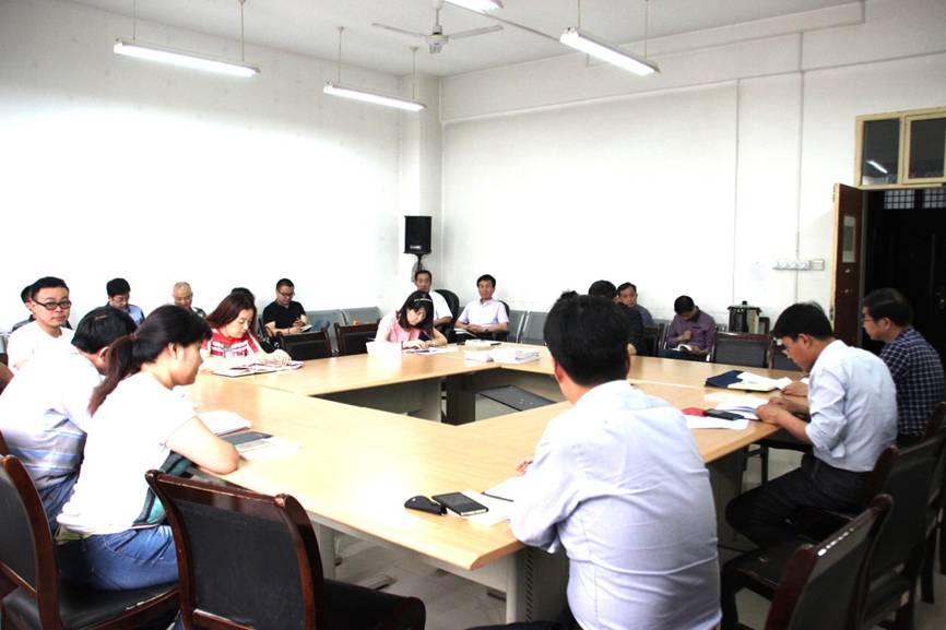 教务党总支教务党支部“两学一做”专题生活会