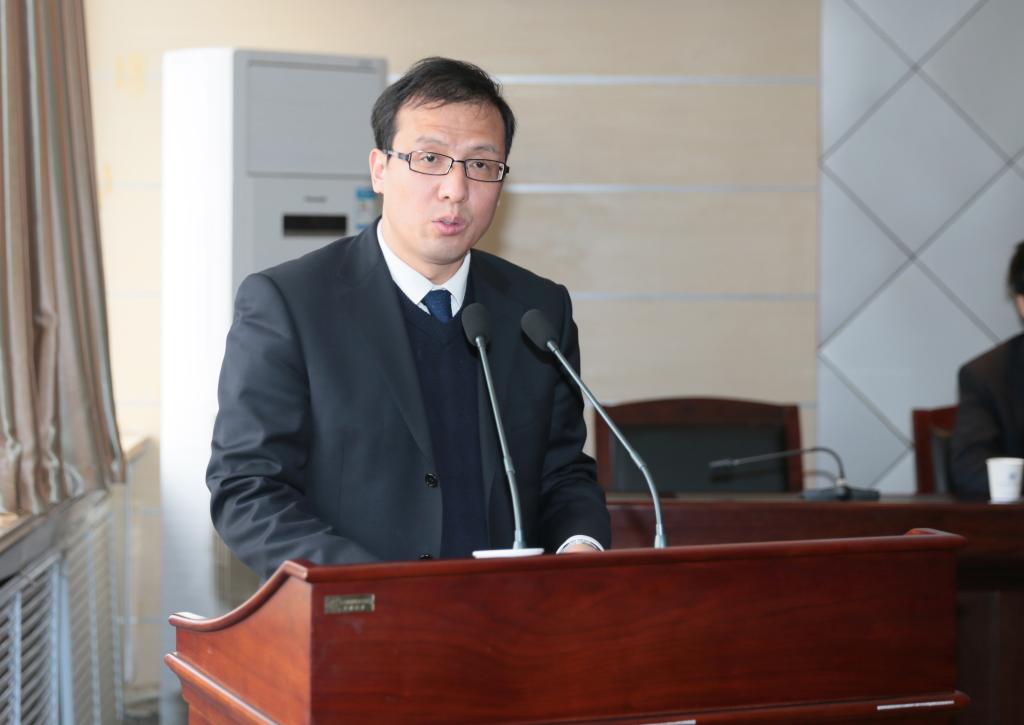 副院长杨卫军作年度工作述职